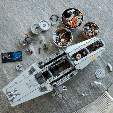 LEGO® Star Wars™ Razor Crest™ 75331 Yapım Seti (6186 Parça)
