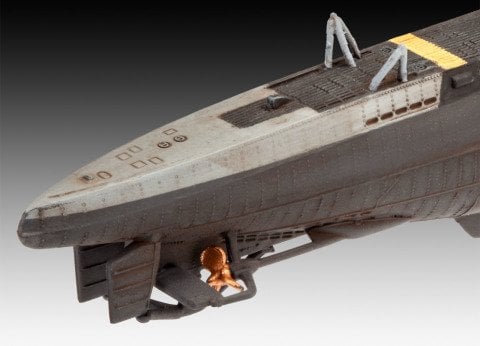 RevellGerman Submarine Type VII C/41