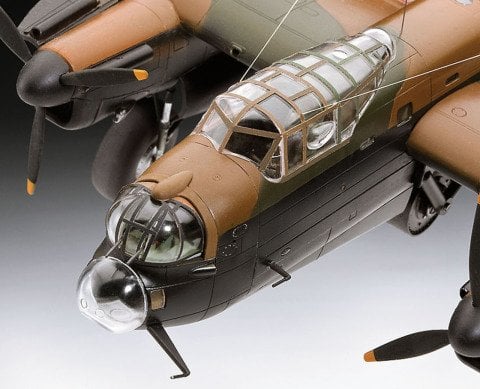 Revell Avro Lancaster ''DAMBUSTERS''