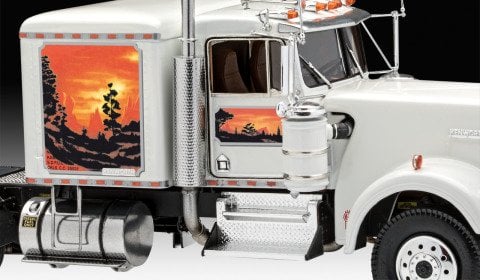 Kenworth W-900