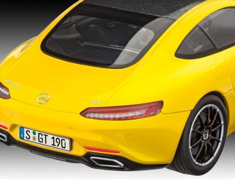 Revell Mercedes AMG-7028
