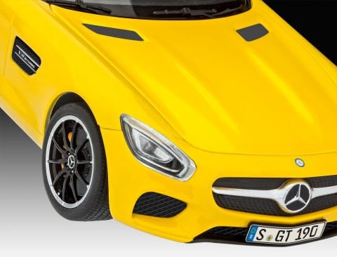 Revell Mercedes AMG-7028