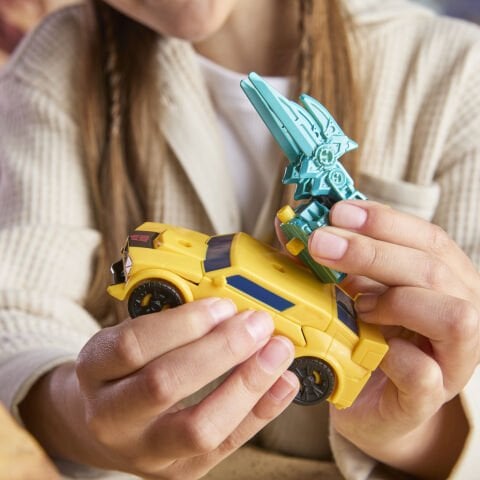 Transformers Cyberworld Armour Figür