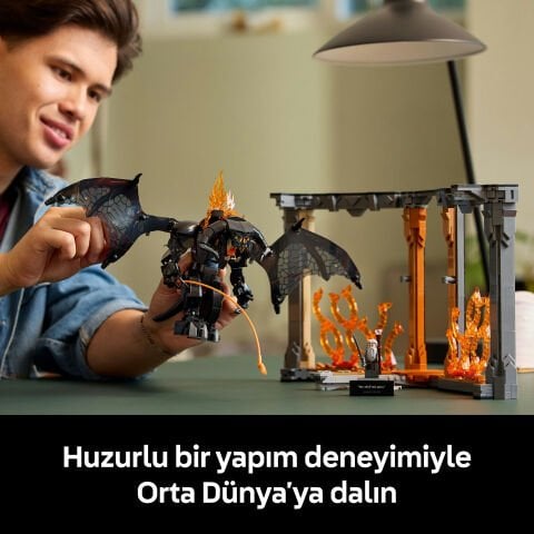 LEGO® Icons Yüzüklerin Efendisi: Balrog Kitaplık Dekoru 10367