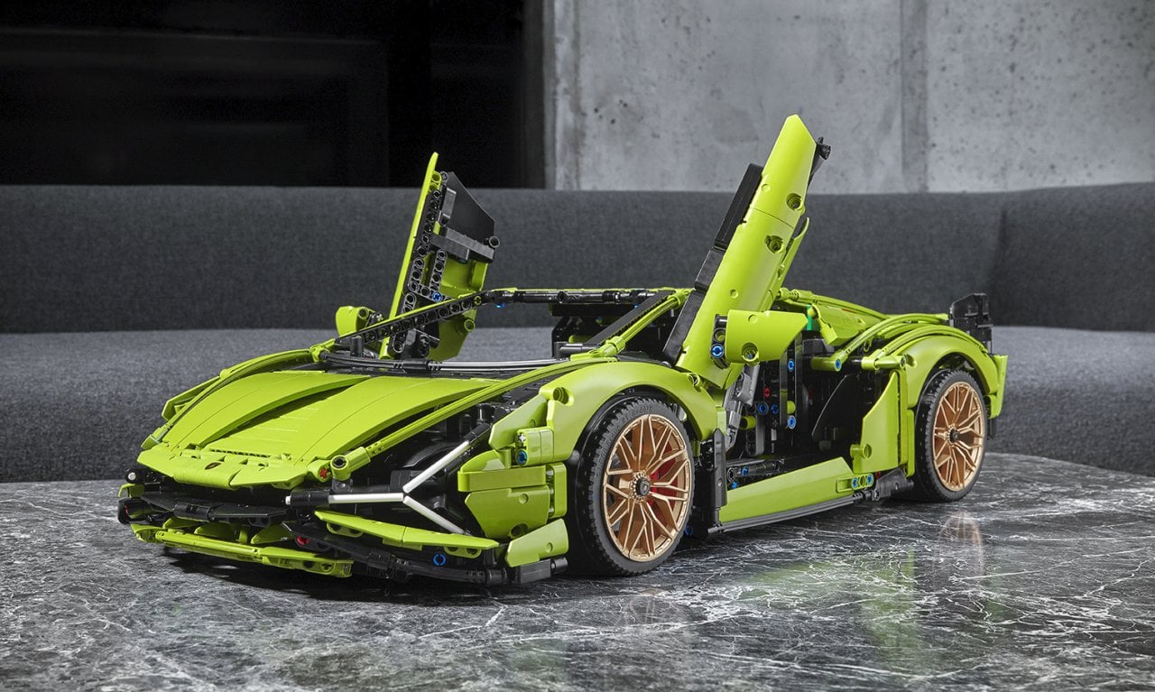 LEGO® Technic 42115 Lamborghini Sián FKP 37 Yapım Seti (3696 Parça) Yetişkin Oyuncak Hobi Araba Koleksiyon