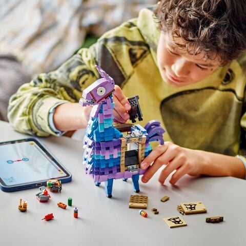 LEGO® Fortnite® Mühimmat Laması 77071