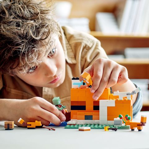 LEGO® Minecraft® Tilki Kulübesi 21178 – Macera Oyunlarını Seven Çocuklar İçin Oyuncak Ev İçeren Yaratıcı Oyuncak Yapım Seti (193 Parça)