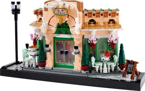 LEGO® Fransız Kafe 10362