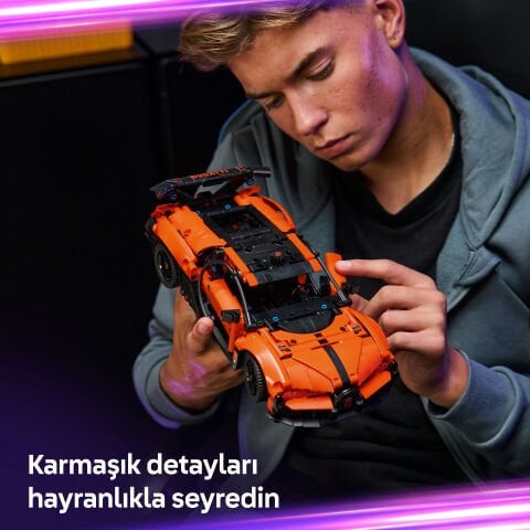 LEGO® Technic™ Bugatti Chiron Pur Sport Hiper Araba 42222