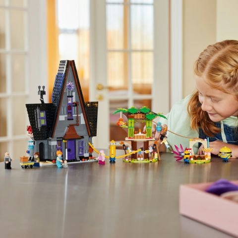 LEGO® Despicable Me 4 Minyonlar ve Gru'nun Aile Köşkü 75583